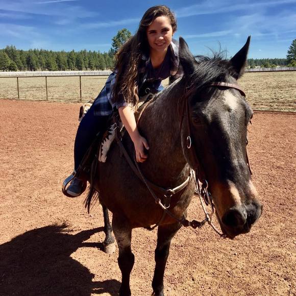 Meet your Posher, Cami - Picture 1 of 1